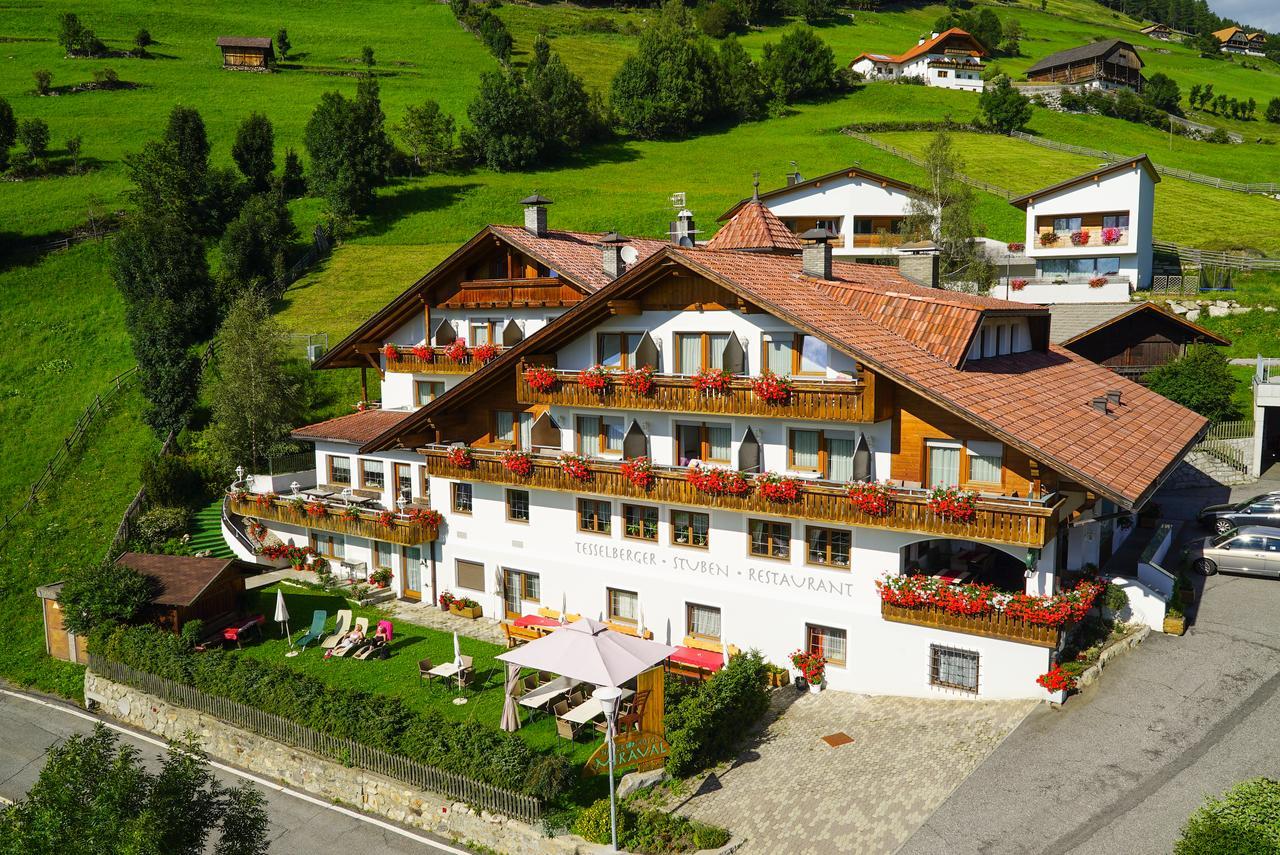 Naturhotel Miraval Perca Bagian luar foto